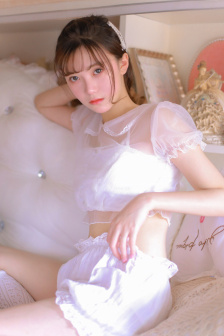 金瓶爱的奴隶